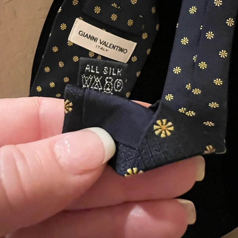 Gianni Valentino Tie Pure Navy Yellow Daisy Floral